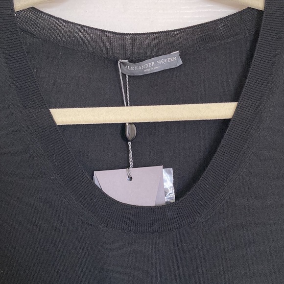 Alexander McQueen 100% Wool Thin Sleeveless Tank Top Black Large NWT - Picture 5 of 11